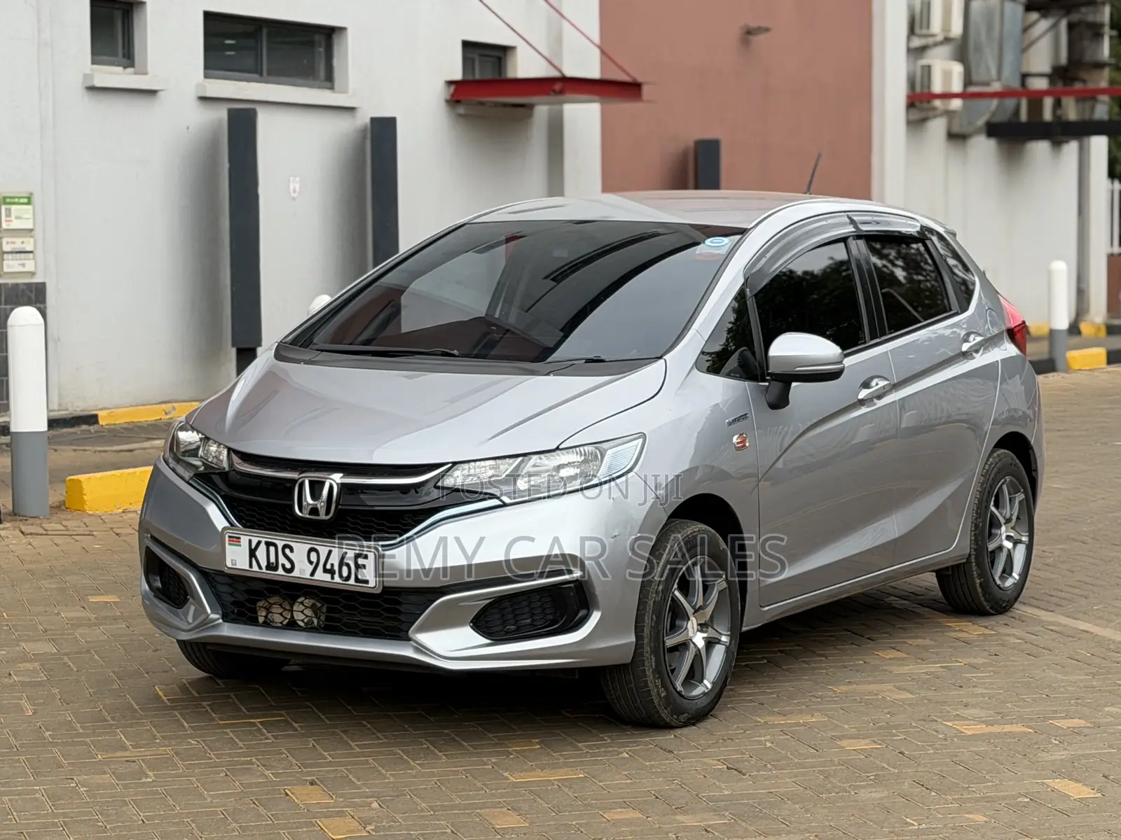 Honda Fit 2017 Silver