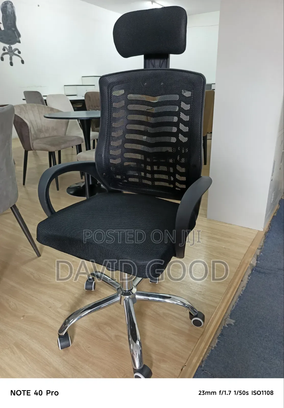 Headrest Chair