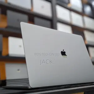 Laptop Apple MacBook Pro 2023 M2 Max 32GB Apple M2 SSD 1T