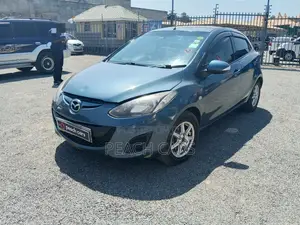 Mazda Demio 2014 Blue