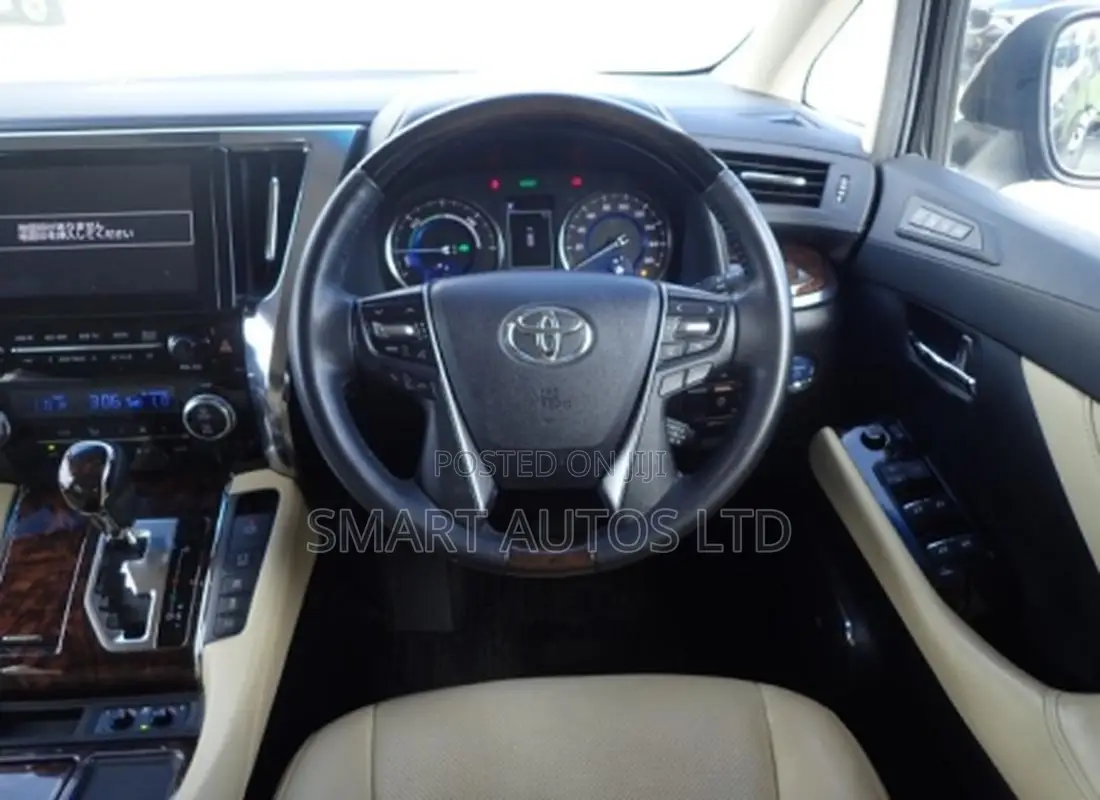 Toyota Vellfire Hybrid Executive Lounge E-Four 7-Seater 2019 Black