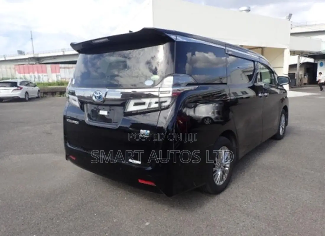 Toyota Vellfire Hybrid Executive Lounge E-Four 7-Seater 2019 Black