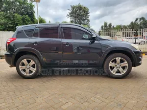Toyota RAV4 2010 Black