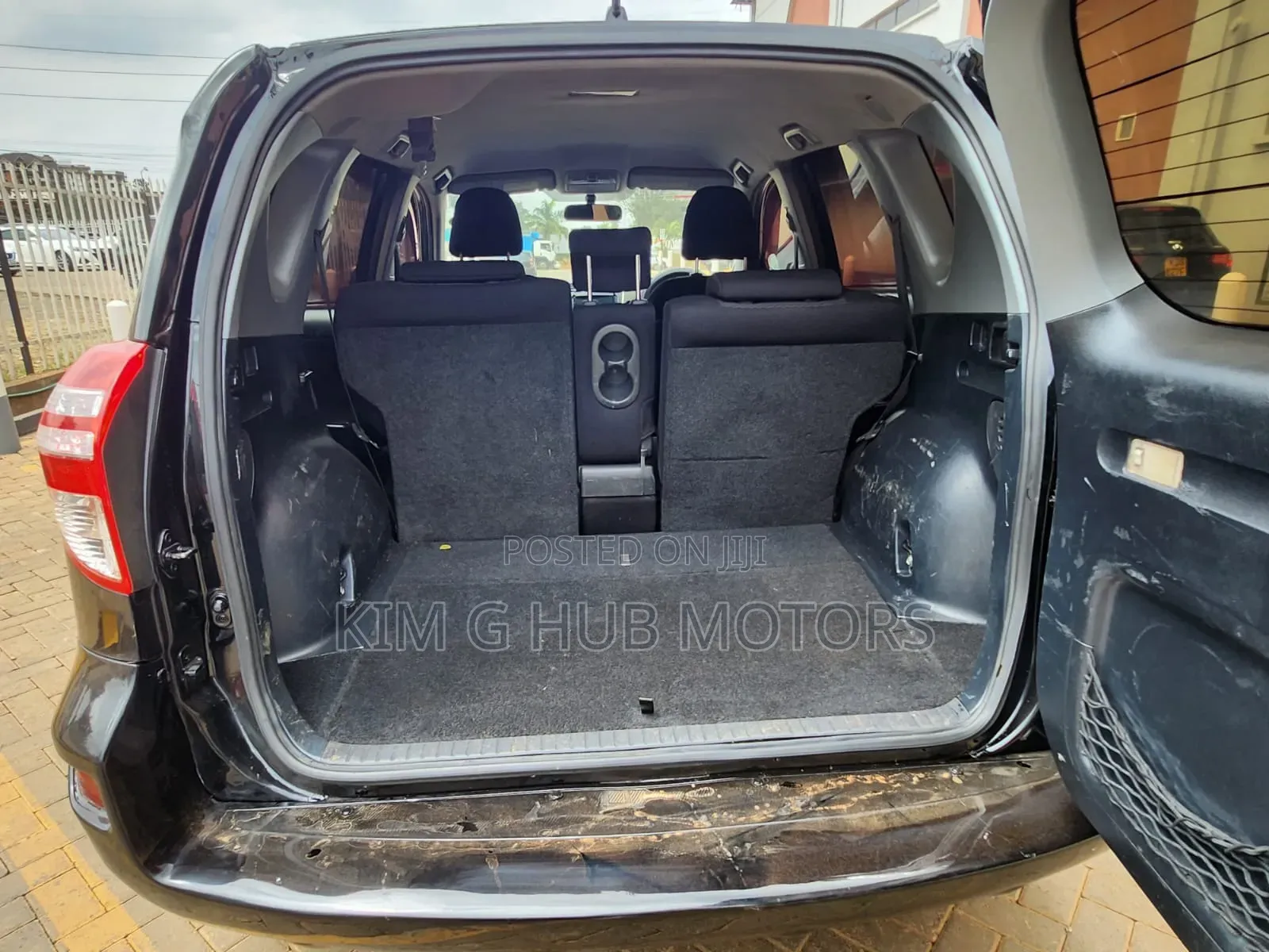 Toyota RAV4 2010 Black