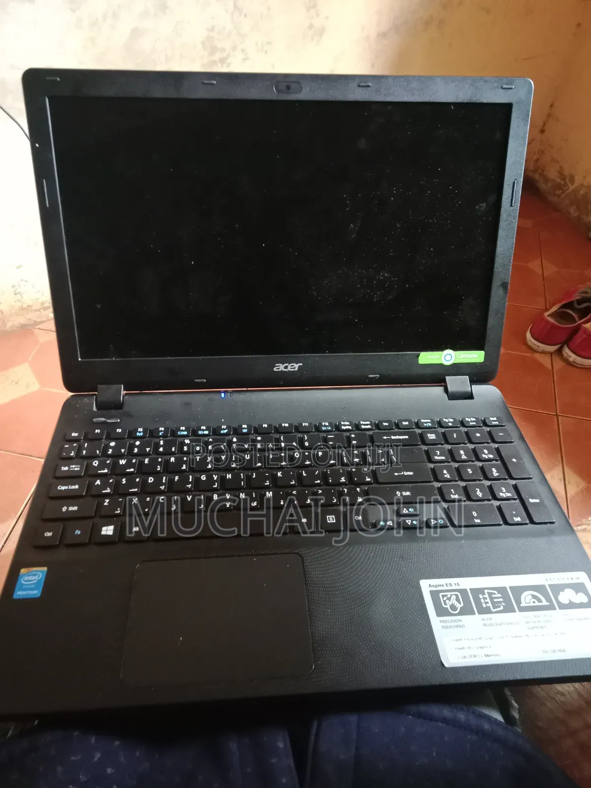 Laptop Acer Aspire ES 2GB Intel Pentium SSD 500GB