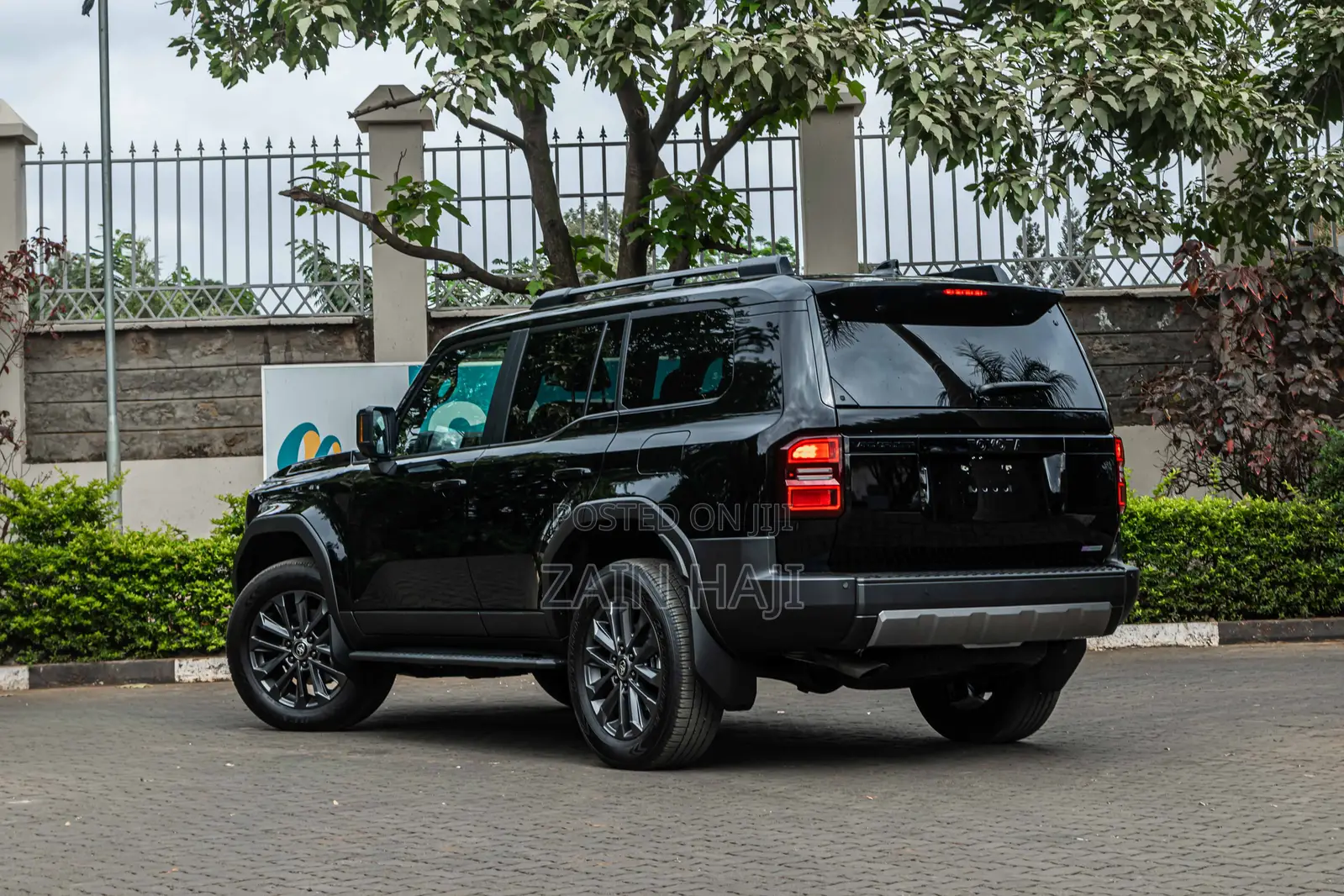 Toyota Land Cruiser Prado 2.8 2025 Black