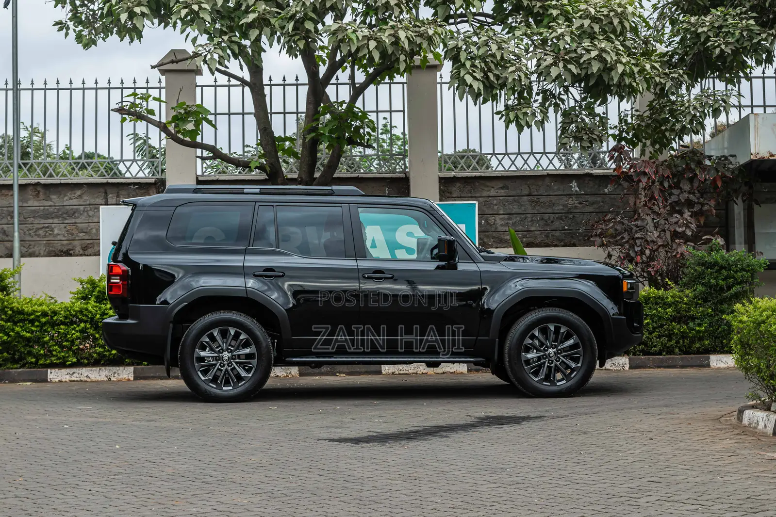Toyota Land Cruiser Prado 2.8 2025 Black