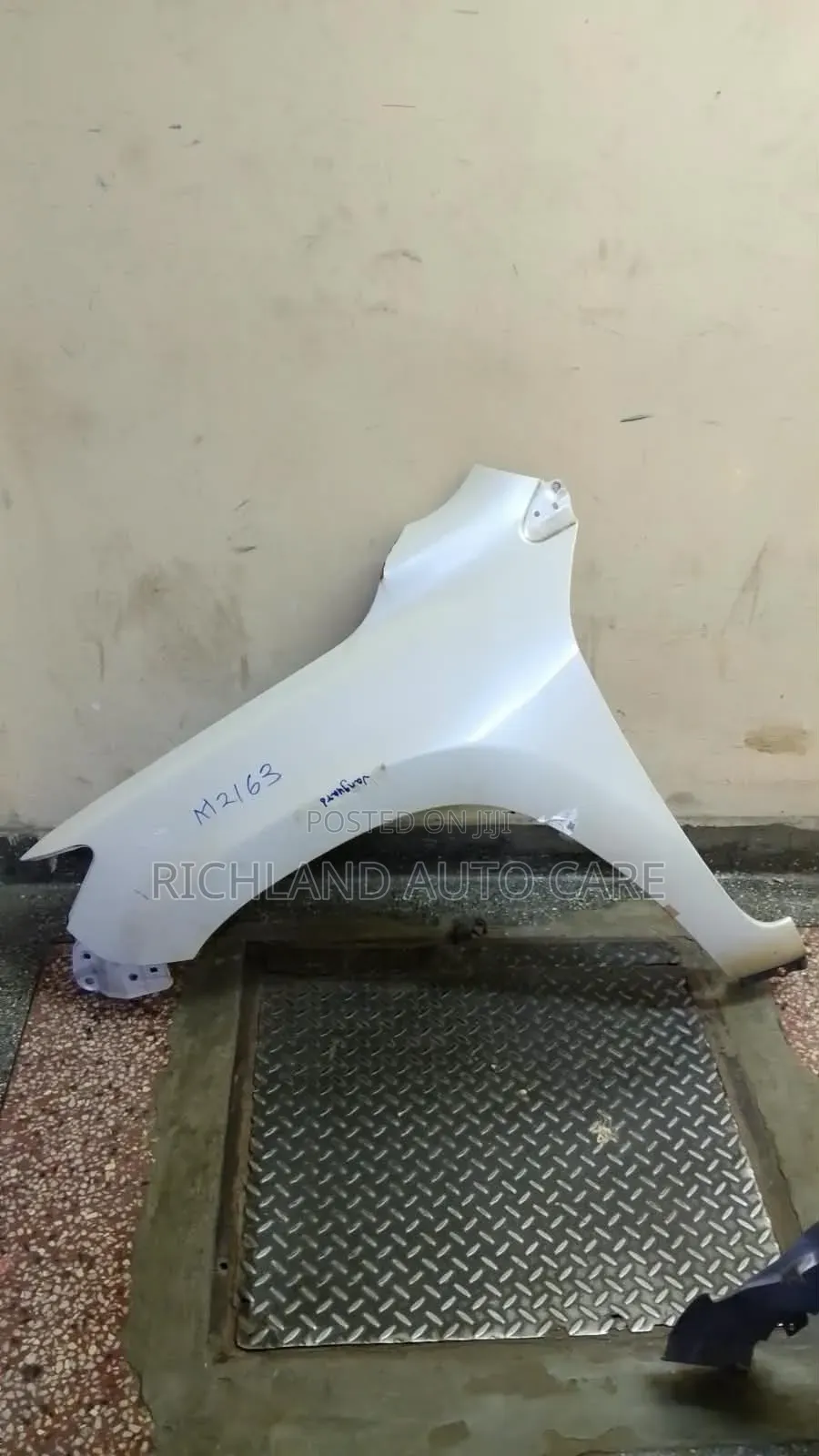 Toyota Vanguard Front Fender