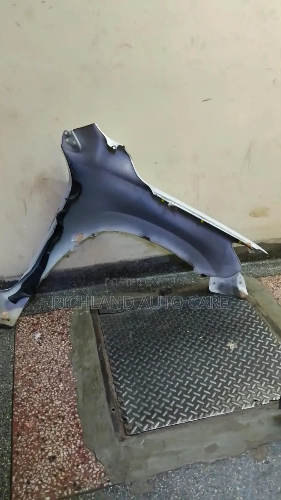 Toyota Vanguard Front Fender