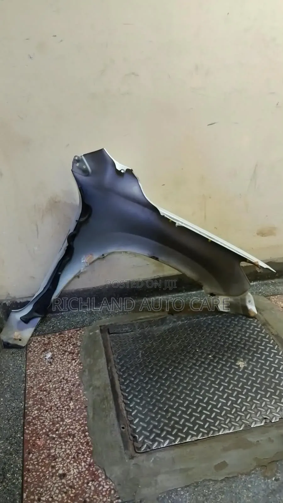 Toyota Vanguard Front Fender