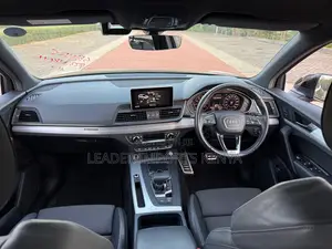 Audi Q5 2.0T Premium AWD quattro 2019 Black