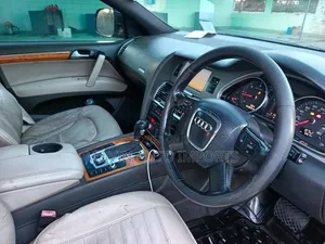 Audi Q7 2007 Gray