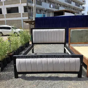 5x6 Classic Beige Tufted Mocket Bed: Free Delivery