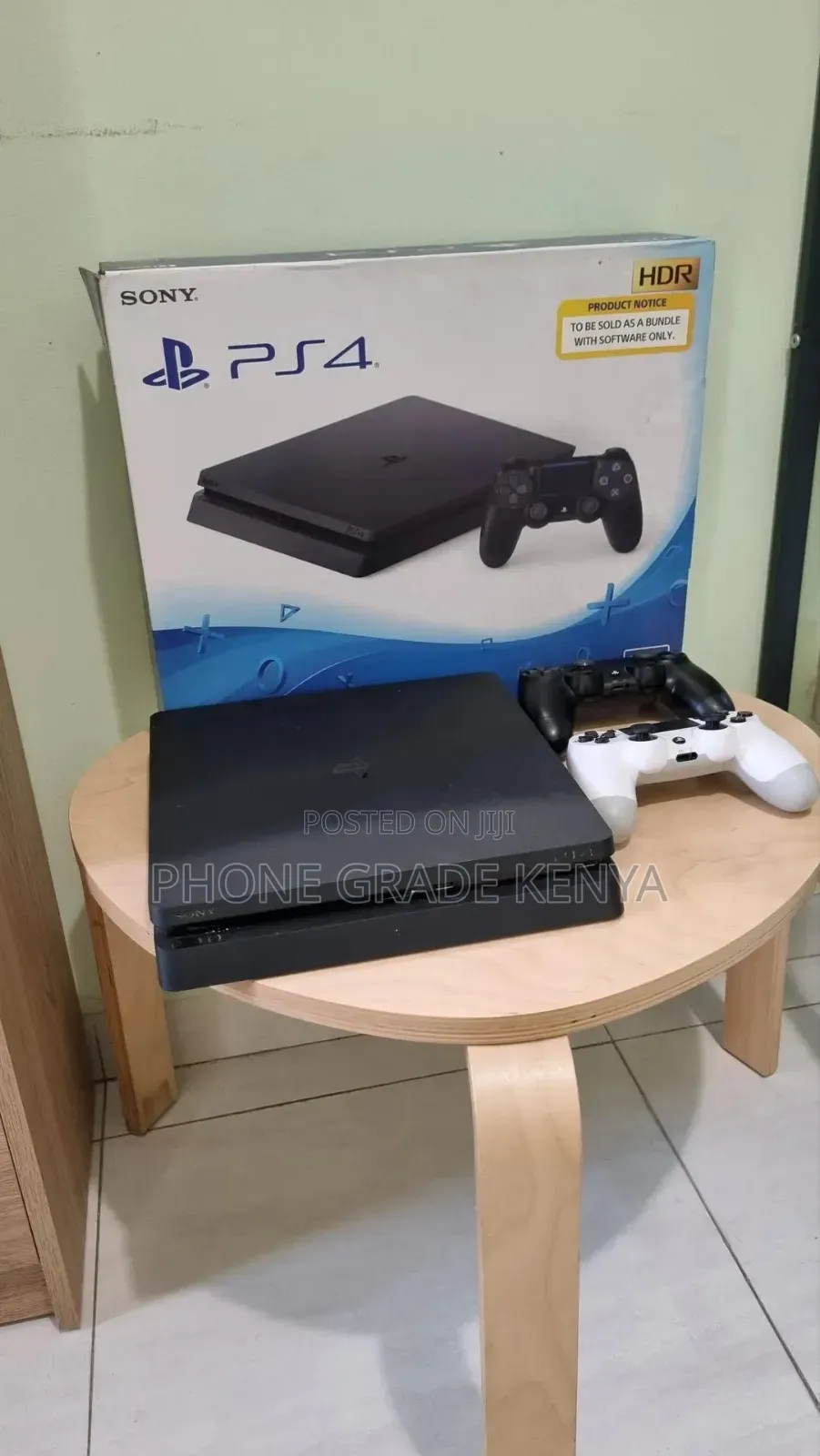 PlayStation 4 Slim