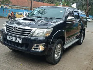 Toyota Hilux 2012 Matt Black