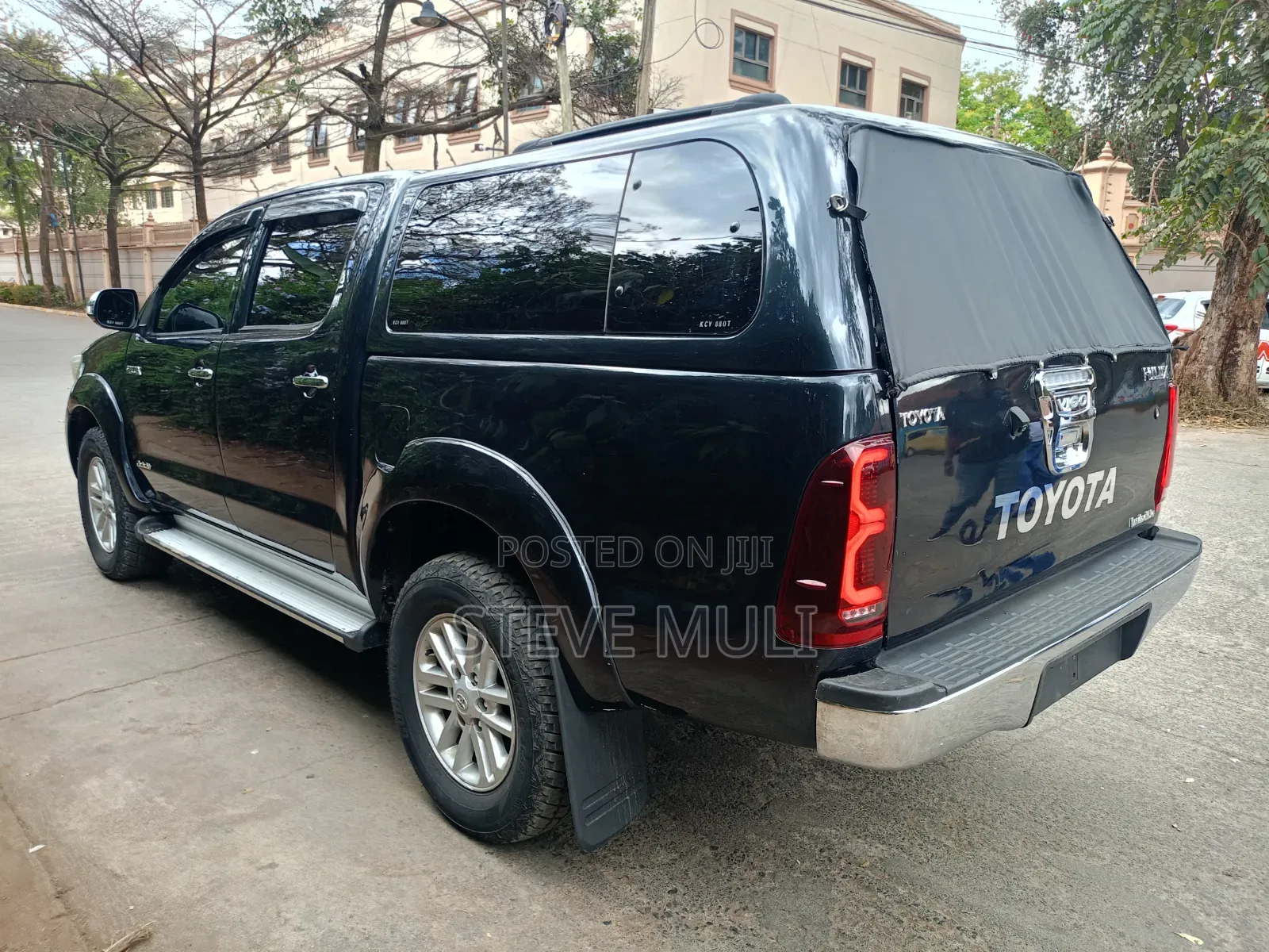 Toyota Hilux 2012 Matt Black