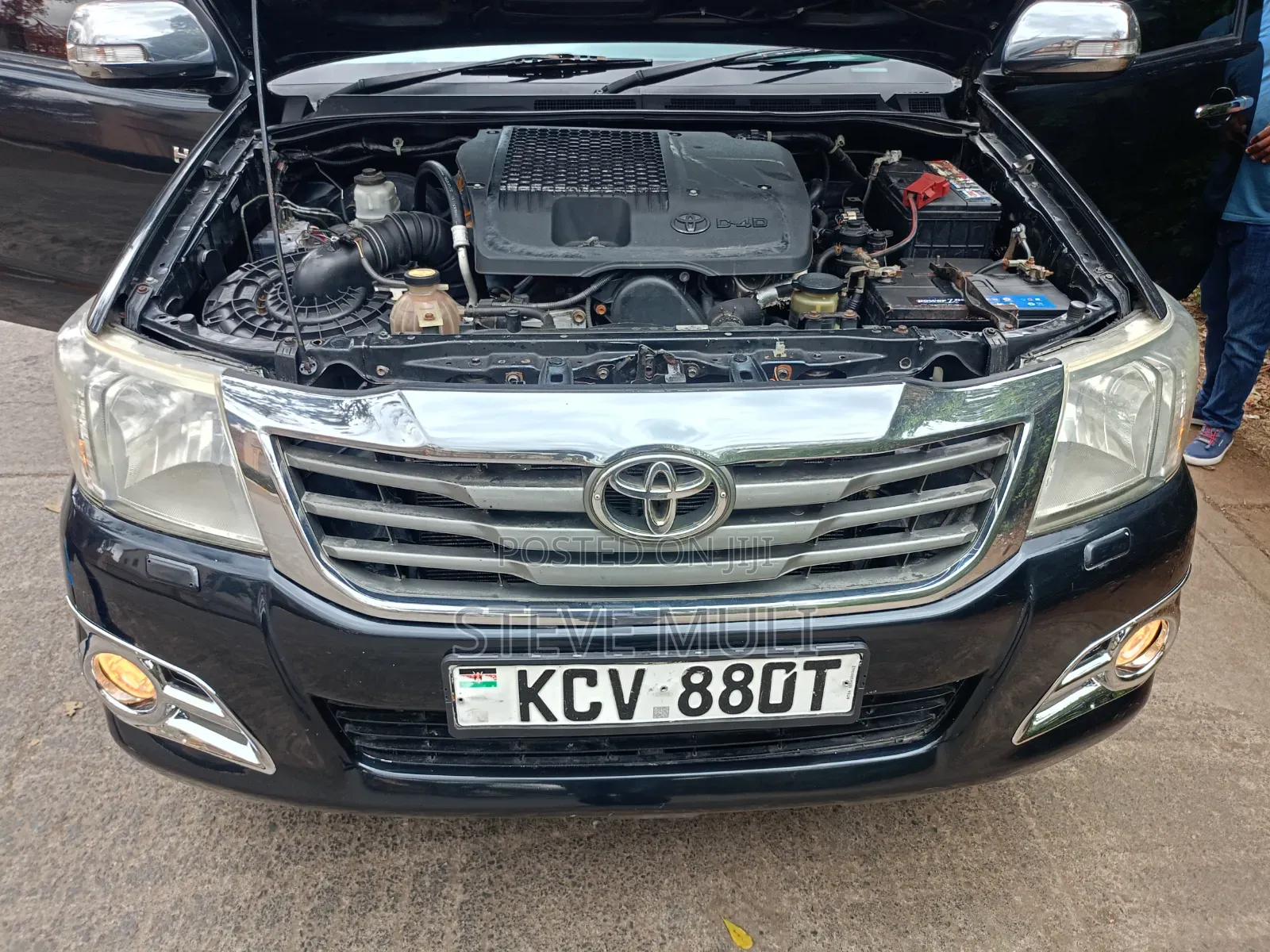 Toyota Hilux 2012 Matt Black