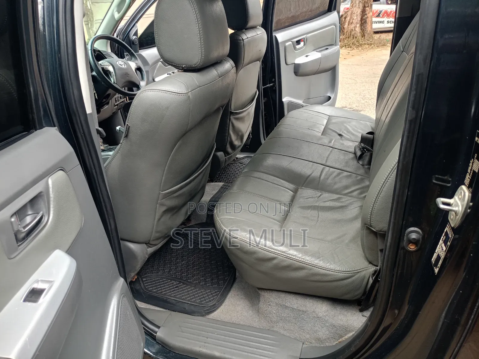 Toyota Hilux 2012 Matt Black