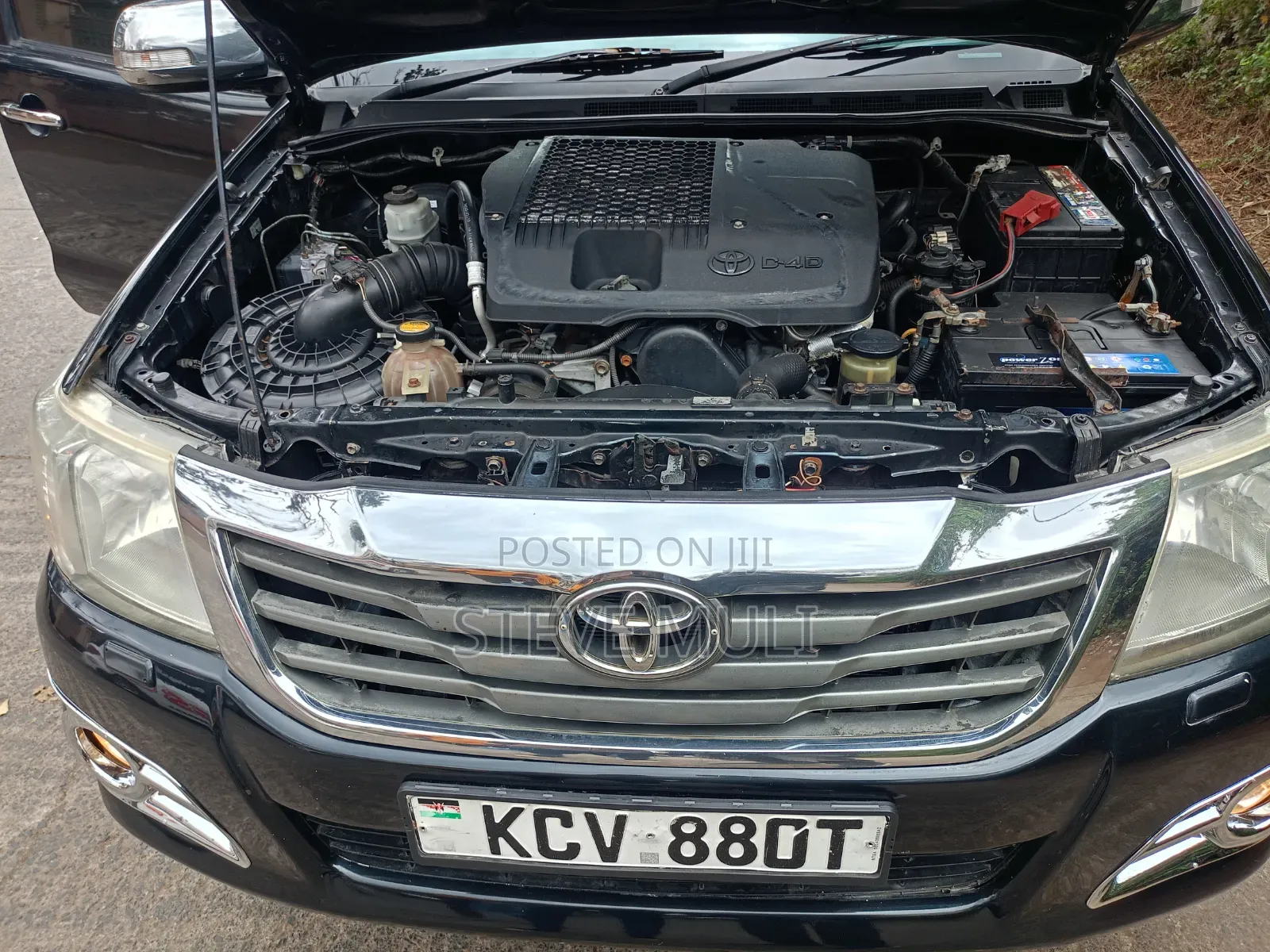 Toyota Hilux 2012 Matt Black