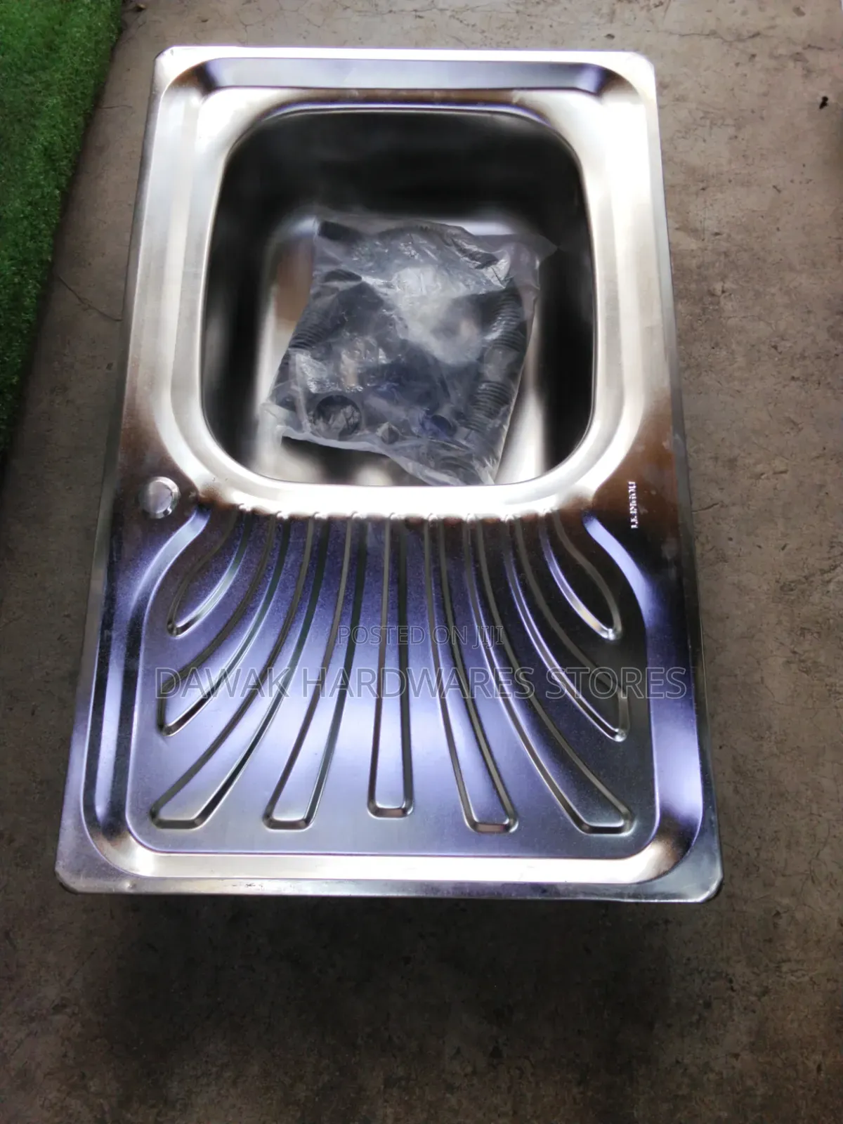 Modern Kitchen Sink Single Bowl With Waste Pipe Included
