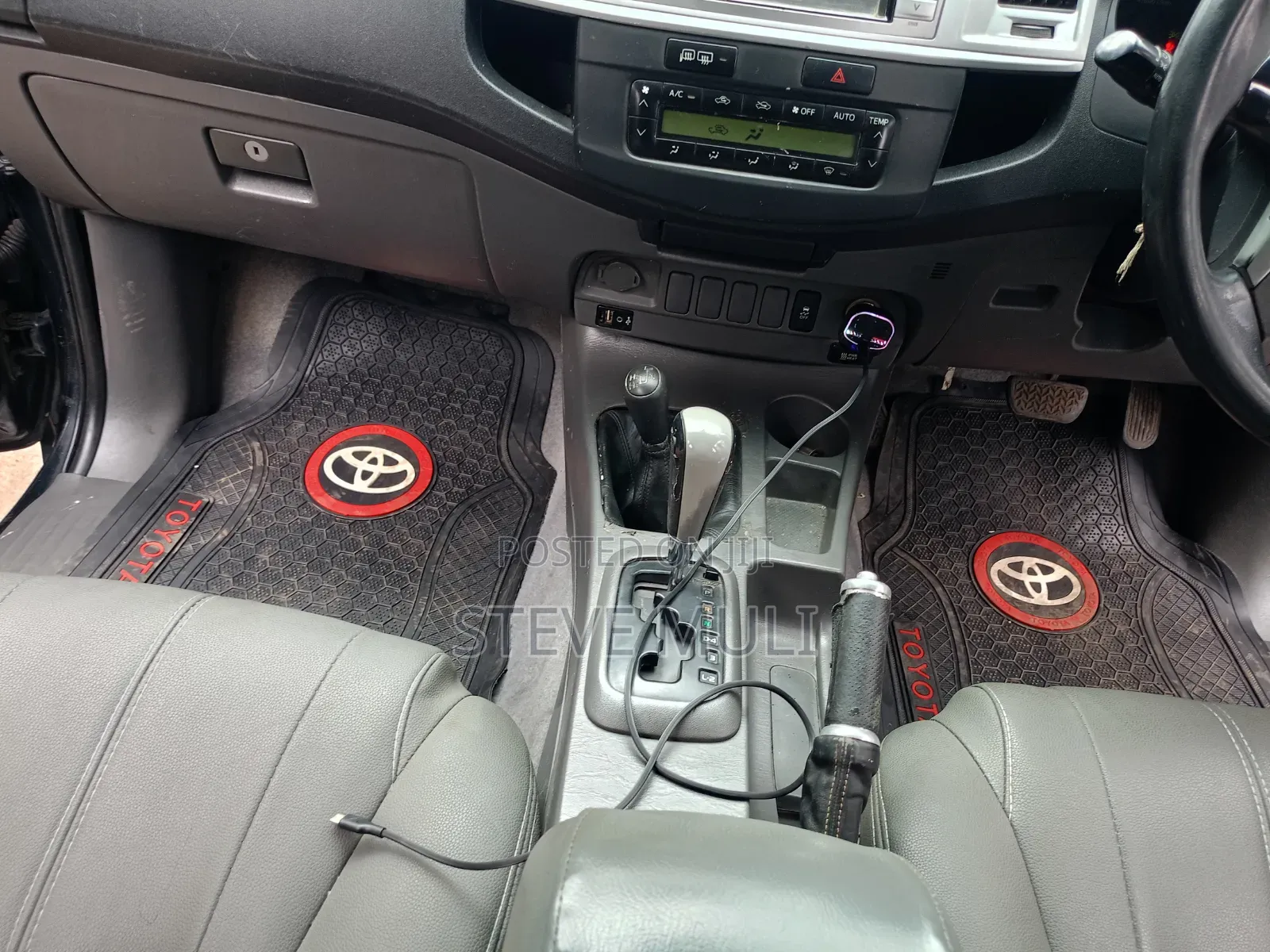 Toyota Hilux 2012 Matt Black