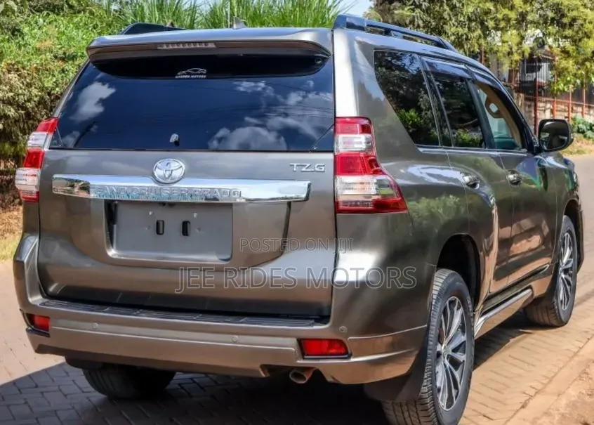Toyota Land Cruiser Prado 2015 Teal