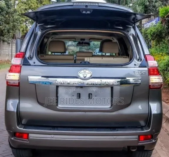 Toyota Land Cruiser Prado 2015 Teal