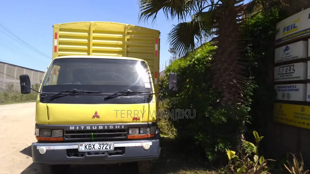 Mitshubishi Lorry Truck