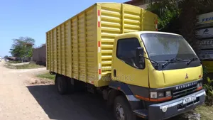 Mitshubishi Lorry Truck
