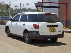 Nissan Advan 2013 White