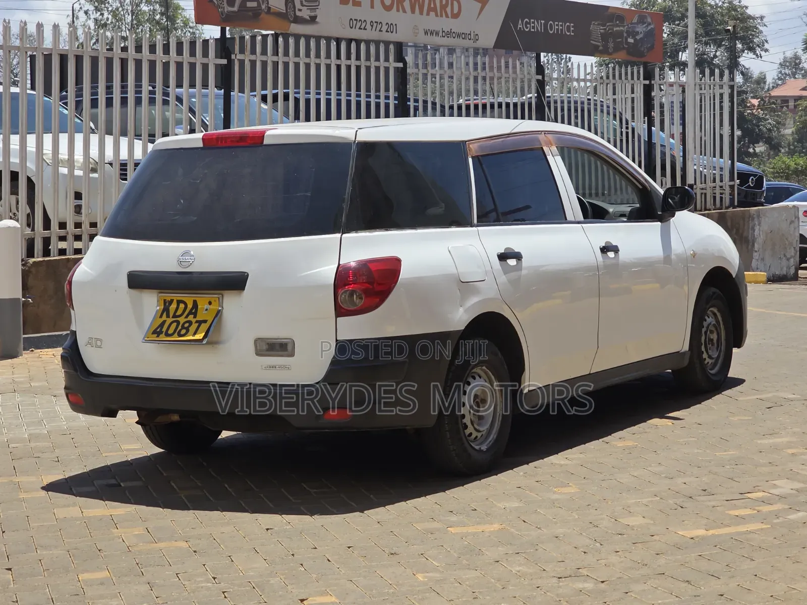 Nissan Advan 2013 White