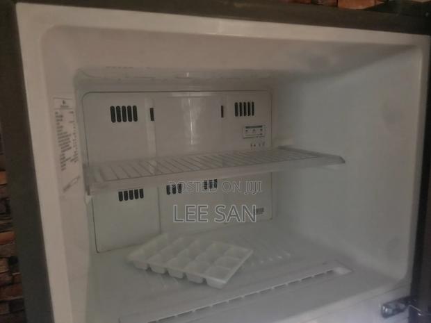 Refrigerator - thumbnail 2