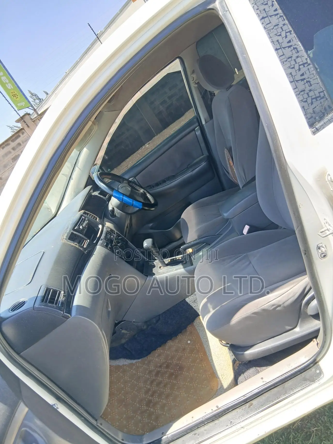 Toyota Corolla 2005 White