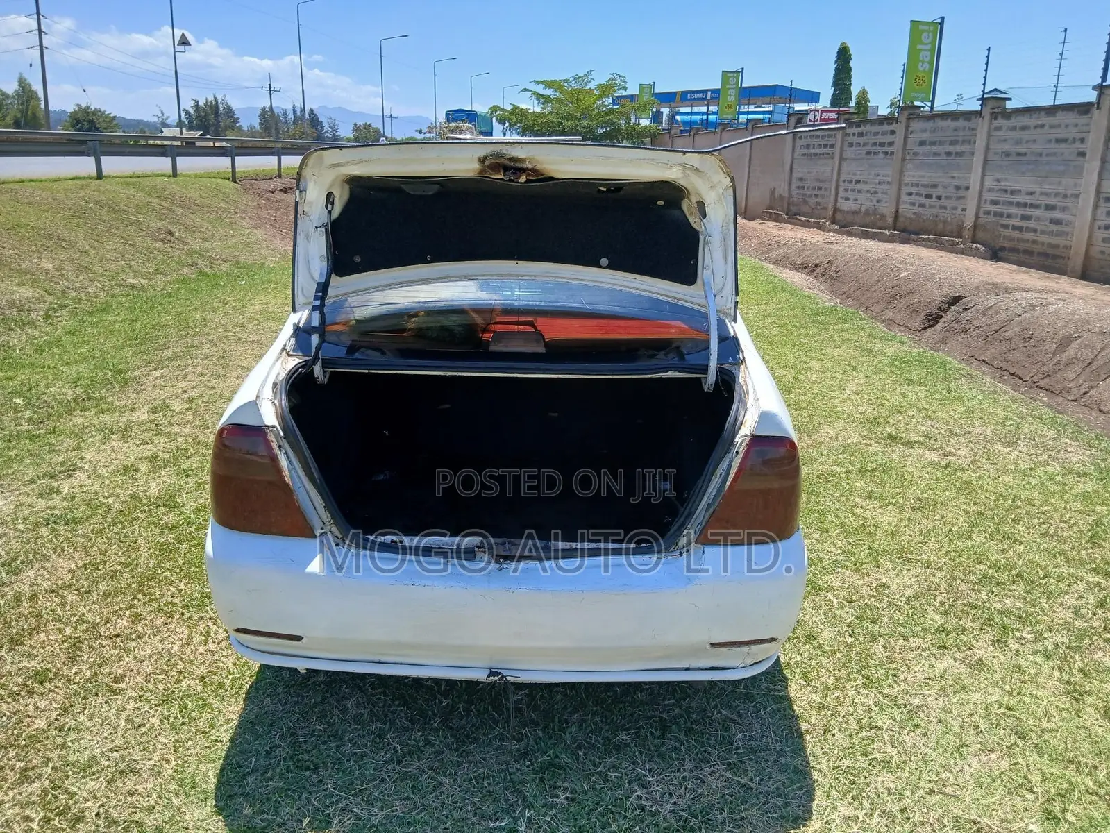 Toyota Corolla 2005 White