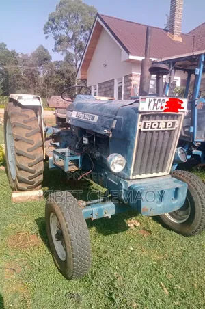 Ford 5000 Tractor