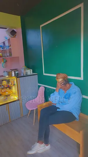 Snacks Cafe