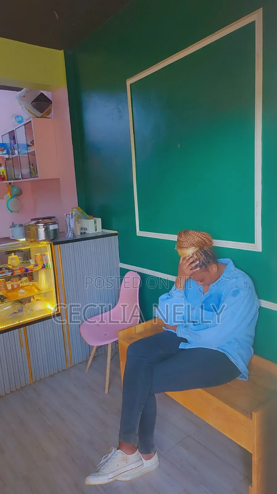 Snacks Cafe