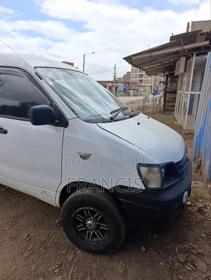 Toyota TownAce 2005 White