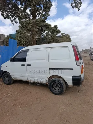 Toyota TownAce 2005 White