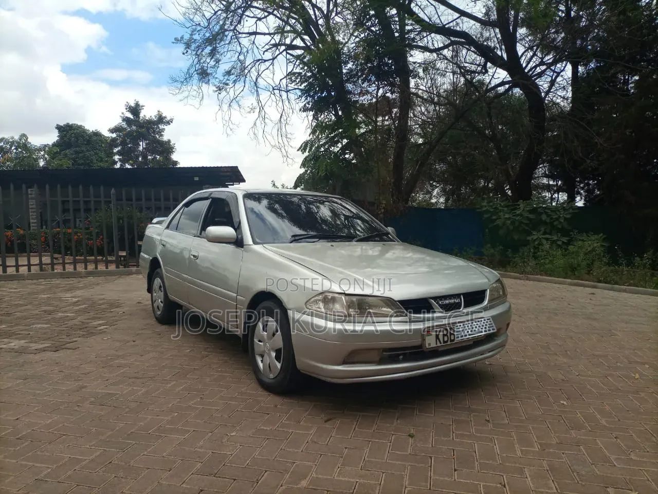 Toyota Carina 2001 Silver