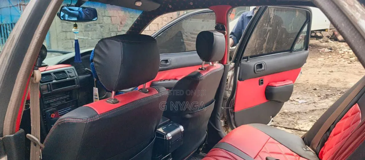 Toyota Corolla 2000 Silver