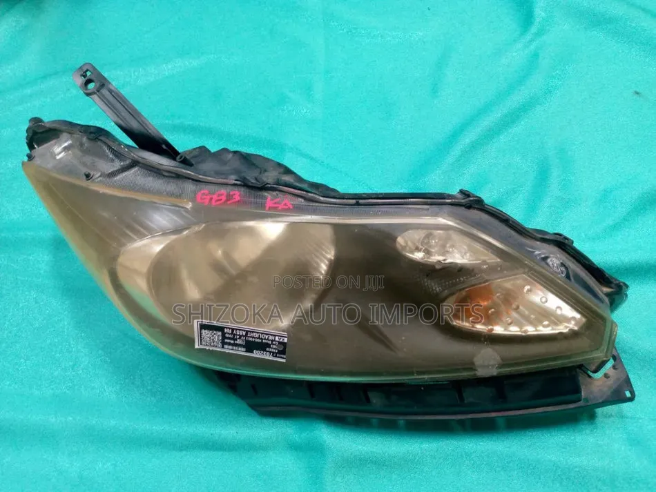 Headlight Assy Rh Honda Freed Gb3 2009