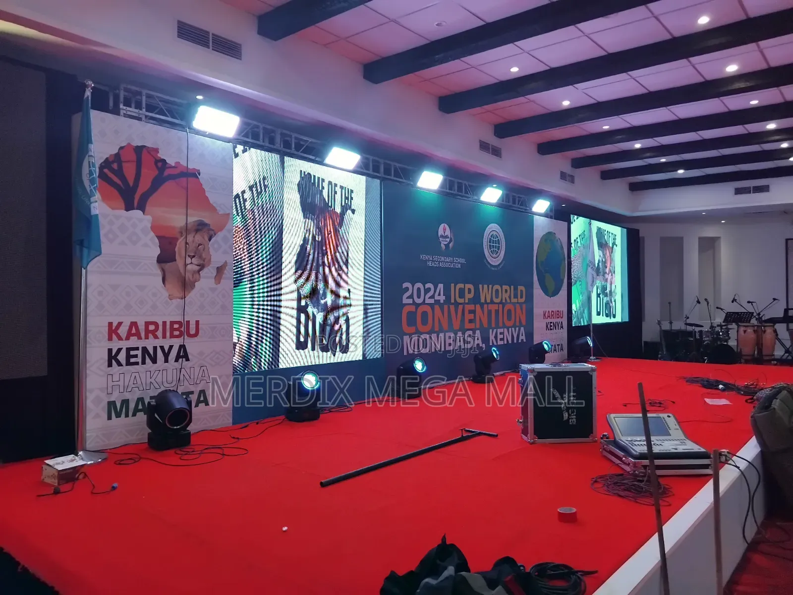 Event's Stage Set Up, Stage Set Up