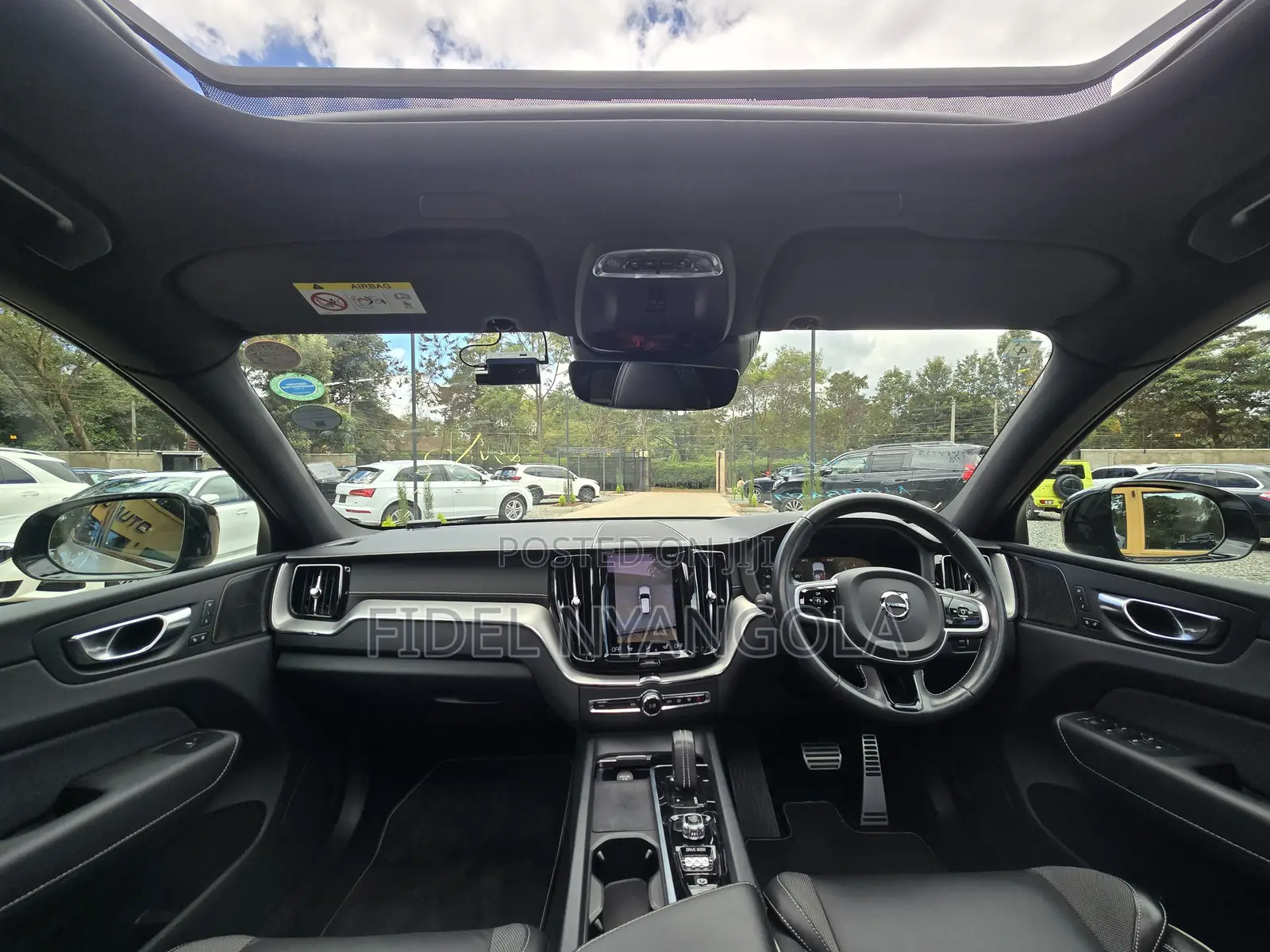 Volvo XC60 2021 Silver