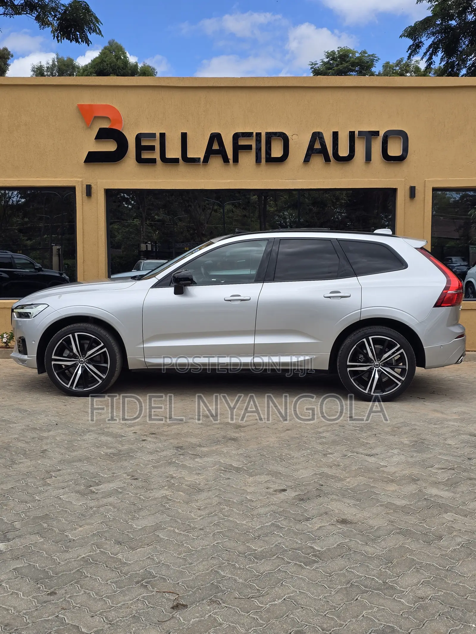 Volvo XC60 2021 Silver