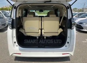 Toyota Vellfire Hybrid Executive Lounge 2019 Pearl