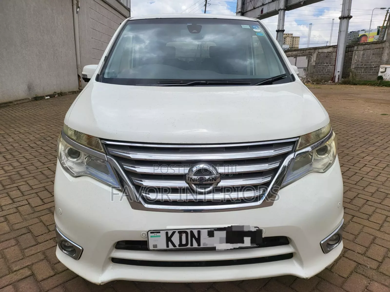 Nissan Civilian 2016 White