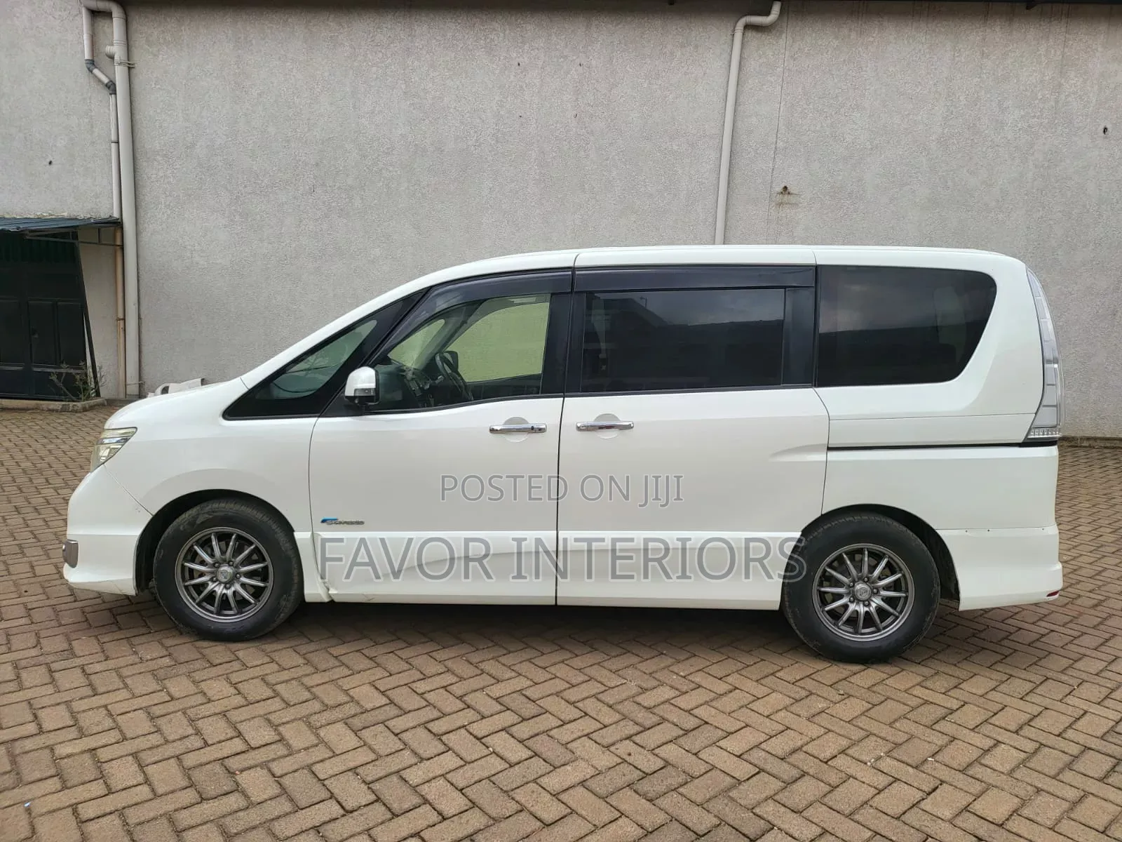 Nissan Civilian 2016 White