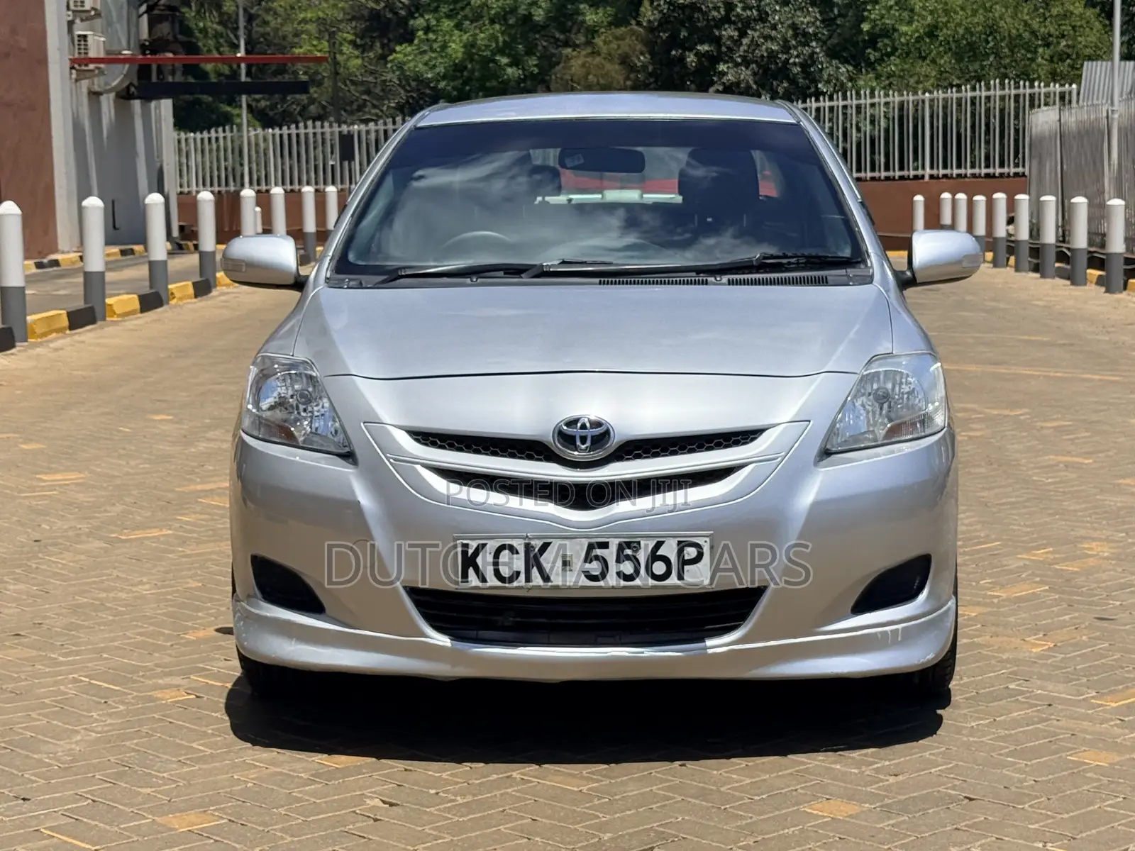 Toyota Belta 2009 Silver
