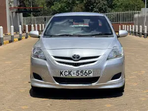 Toyota Belta 2009 Silver